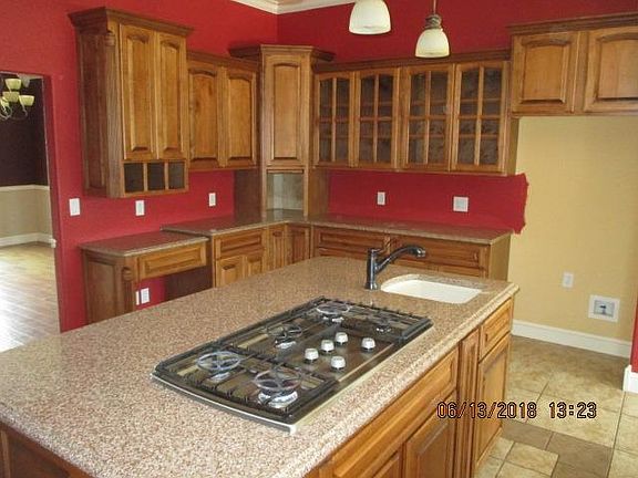 4th image of 14305 Killarney Dr