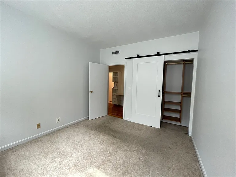 1409 Commonwealth Ave #305 — Photo 7