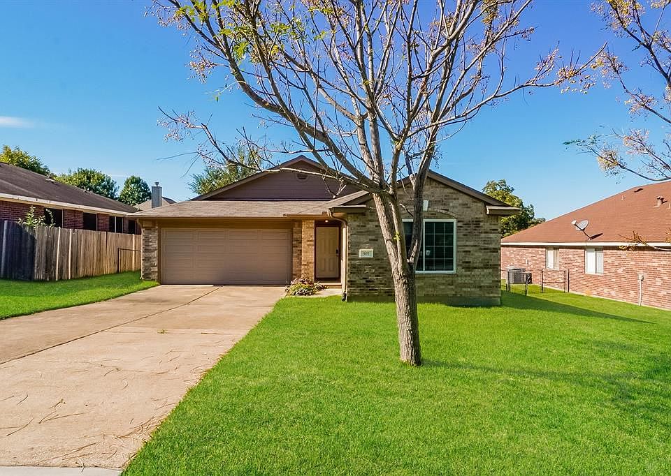 1st image of 507 Lake View Dr