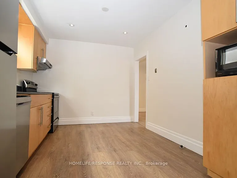150 6th St #2 — Photo 10