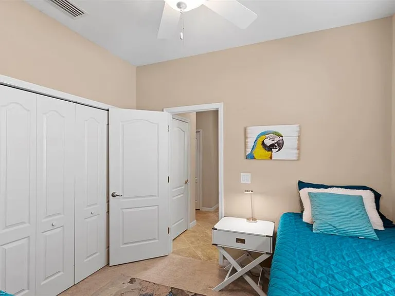 16148 Bonita Landing Cir — Photo 17