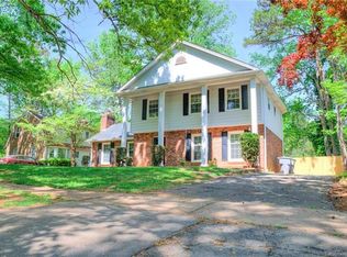 6632 Farmingdale Dr, Charlotte, NC