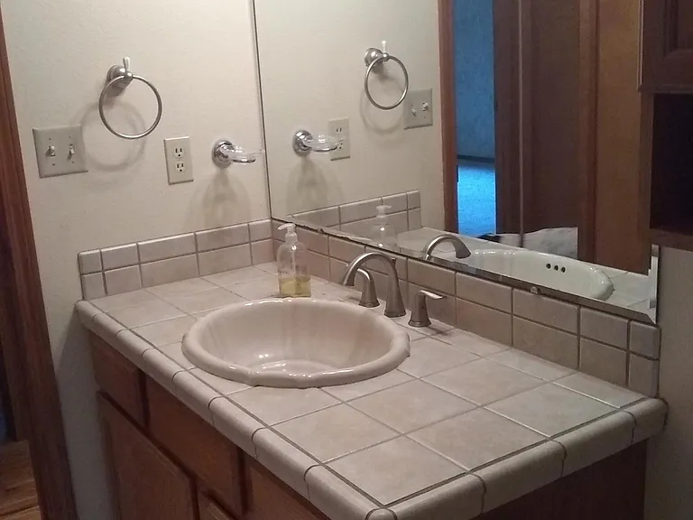 Main bathroom