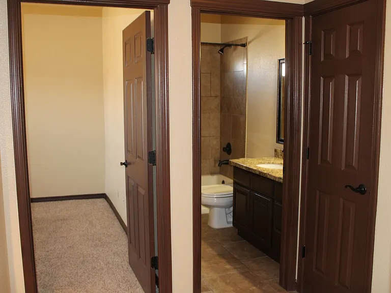 7316 Brays Landing Dr — Photo 12