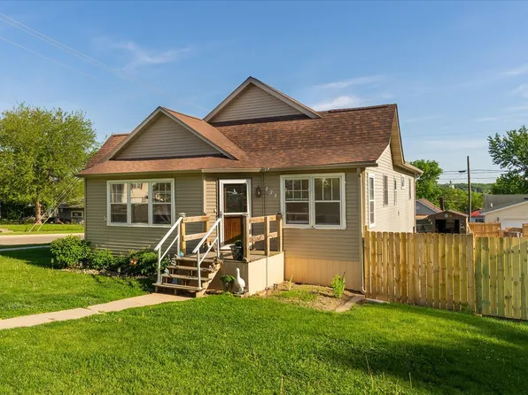 131 E Iowa St, Spring Valley, IL 61362