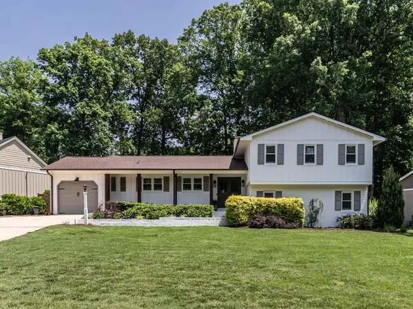 813 Faulkner Pl, Raleigh, NC 27609