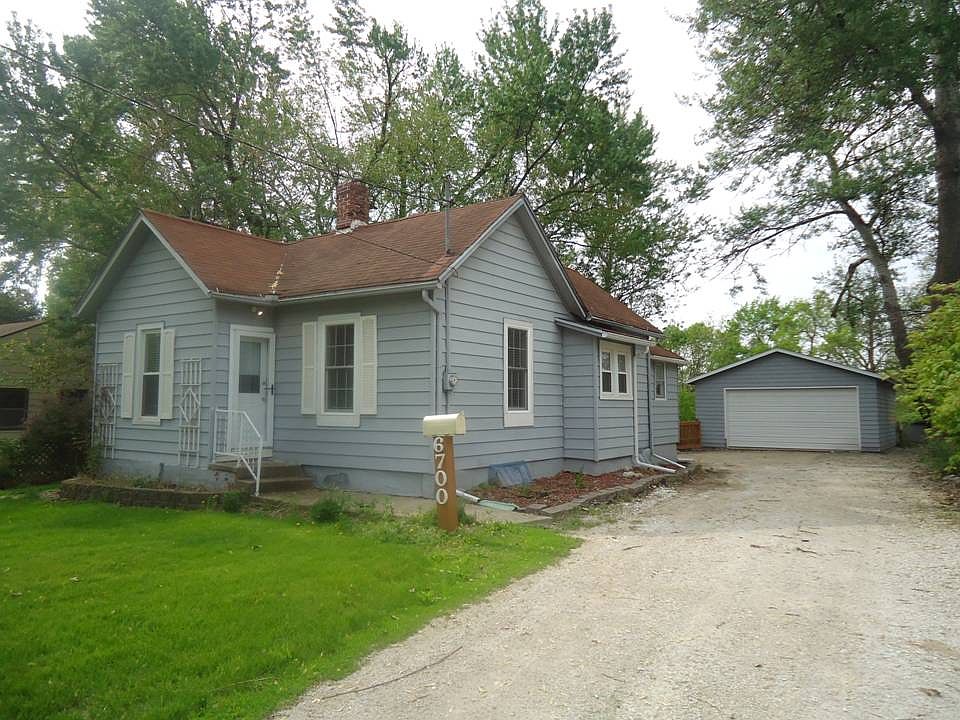 1st image of 6700 Roseland Dr