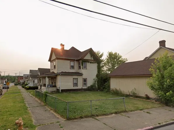 524 9th St, Moundsville, WV 26041