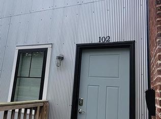 201 E 5th St #102, Lexington, KY 40508