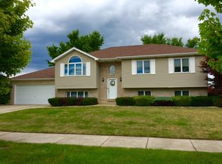 1320 W 99th Ave, Crown Point, IN 46307