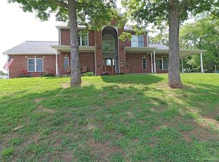 4944 Bent Creek Rd, Festus, MO 63028