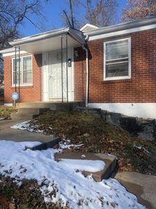 6705 Donald St, Saint Louis, MO, 63121