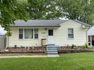 1195 Saint Patrice Ln, Florissant, MO 63031