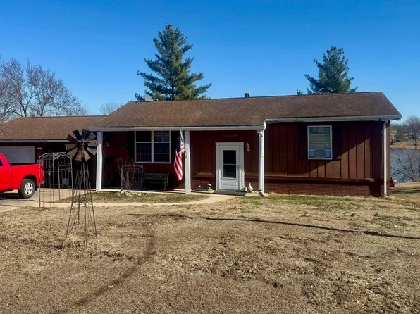 1274 W Lakeshore Dr, Fowler, IL 62338