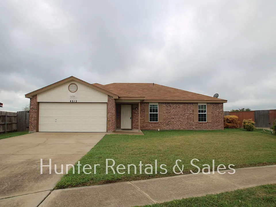 4612 Hank Dr