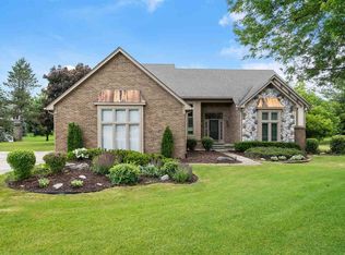 4427 Stonewood Ct, Rochester, MI 48306