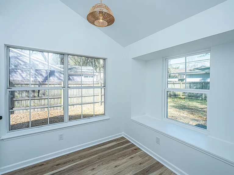 1078 Secessionville Rd — Photo 31