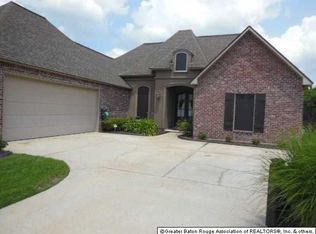 34134 Spring Lake Dr, Walker, LA 70785