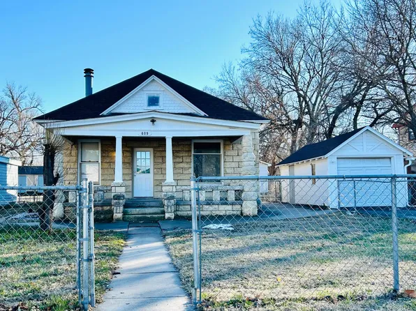 609 W 2nd St, Junction City, KS 66441