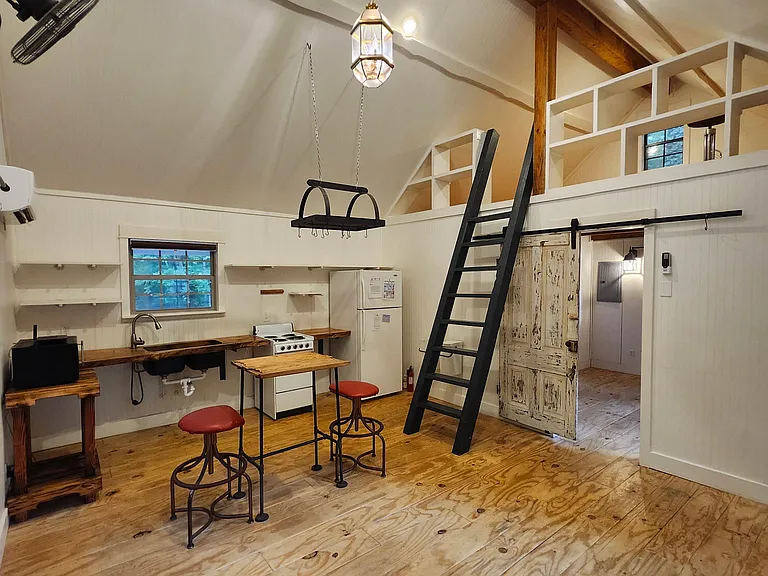 209 Lake Hosea Dr — Photo 8