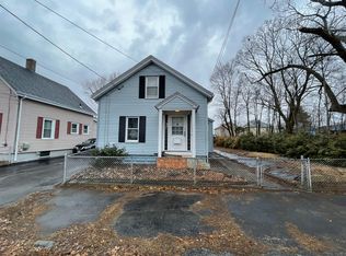 45 Chaplin St, Pawtucket, RI 02861