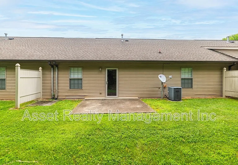 5104 Cates Bend Way #1 — Photo 26