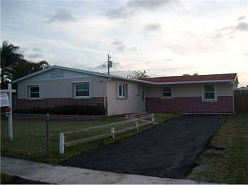 1st image of 795 Harth Dr