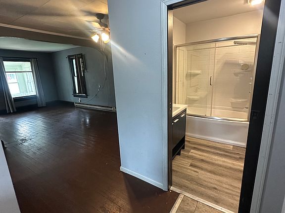 4th image of 430 S Egan Ave