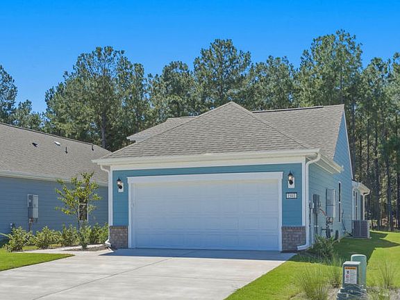 Exterior Front Garage