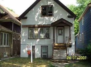 2252 S 21st St, Milwaukee, WI 53215