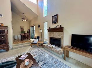 212 N Carrillo Rd Unit H, Ojai, CA 93023