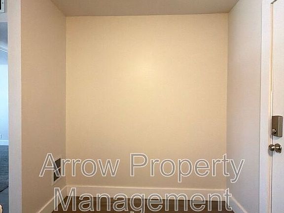 4th image of 1315 F St #12