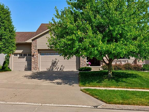 2nd image of 6909 Lewis Carroll Ct