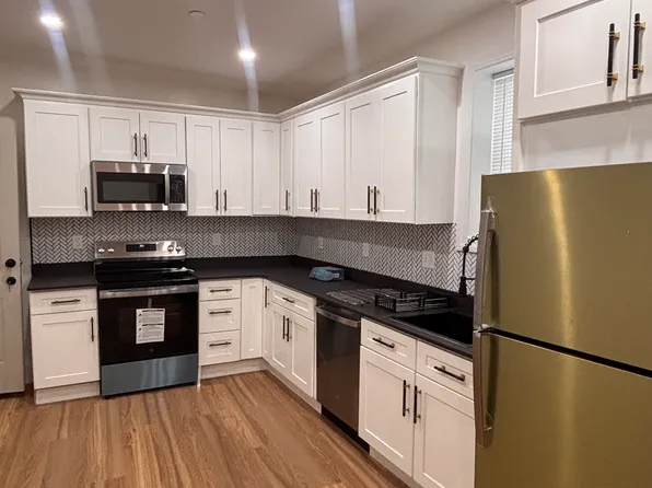 111 Dale St, Roxbury, MA