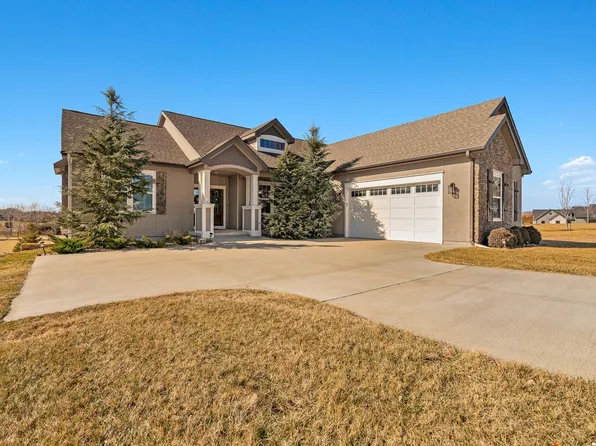 12706 Ashley Ct, Lawrence, KS 66044