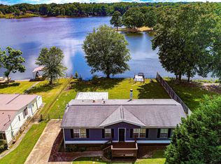 250 Lakeview Dr, Locust Grove, GA 30248