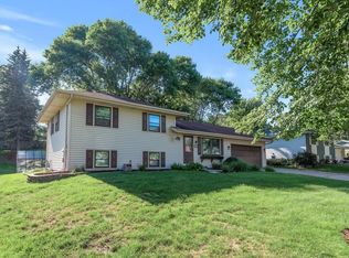 8446 Isleton Ct S, Cottage Grove, MN 55016