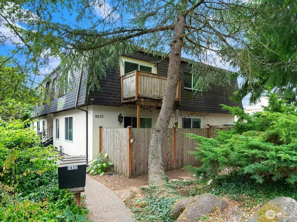 8632 26th Avenue SW, Seattle, WA 98106