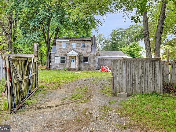 5th image of 3424 & 3422 Pike Ridge Rd