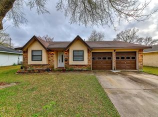 10122 Carlow Ln, La Porte, TX 77571