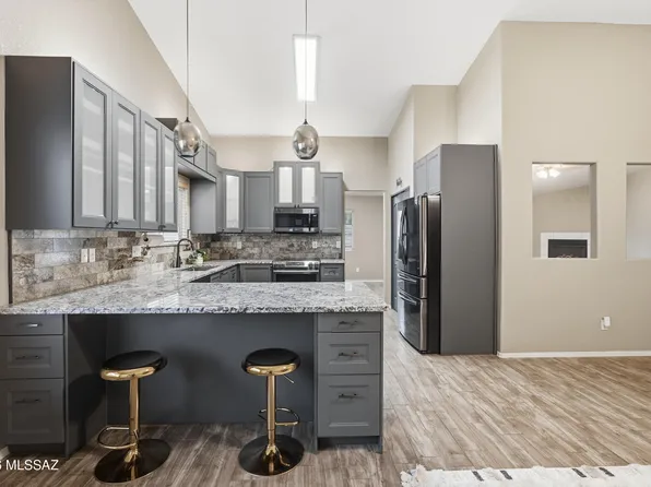 9696 E Paseo San Rosendo, Tucson, AZ 85747