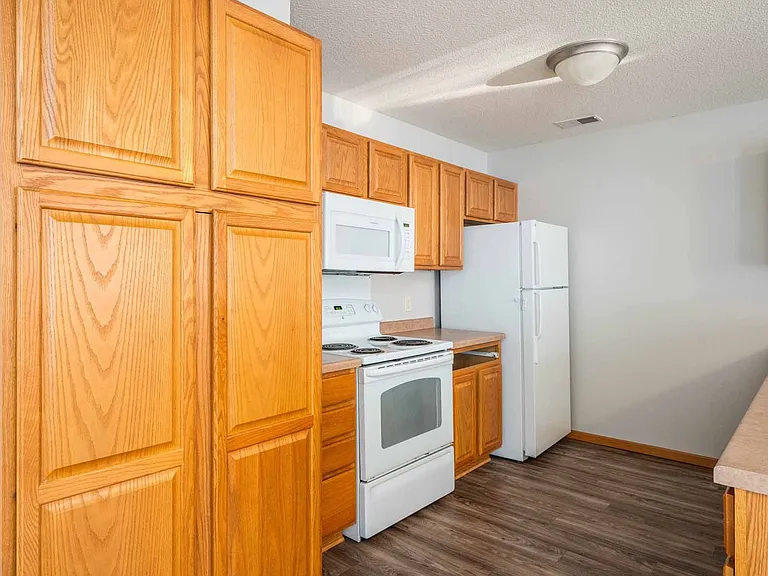 Jordan Valley Townhomes — Photo 19