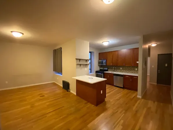 64 Wadsworth Ter APT 3A, New York, NY 10040