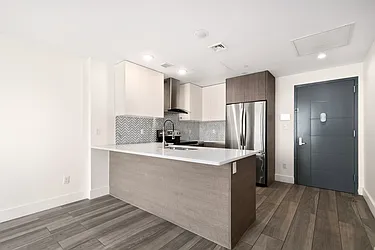 2442 Ocean Avenue, #5R