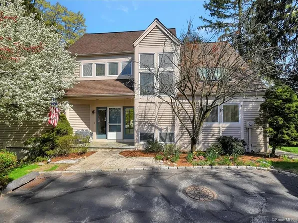 230 New Canaan Avenue #32, Norwalk, CT 06850