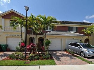 7718 Paddock Pl, Fort Lauderdale, FL 33328