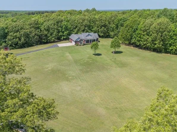 161 Cedar Grove Rd, Big Sandy, TN 38221