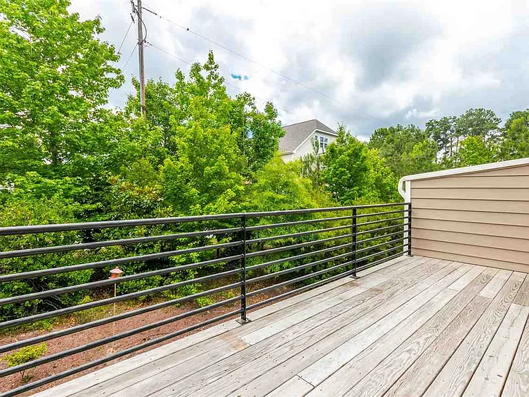 3917 Brokenshire St — Photo 8