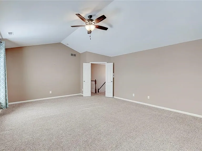 9972 Parkshore Dr — Photo 34