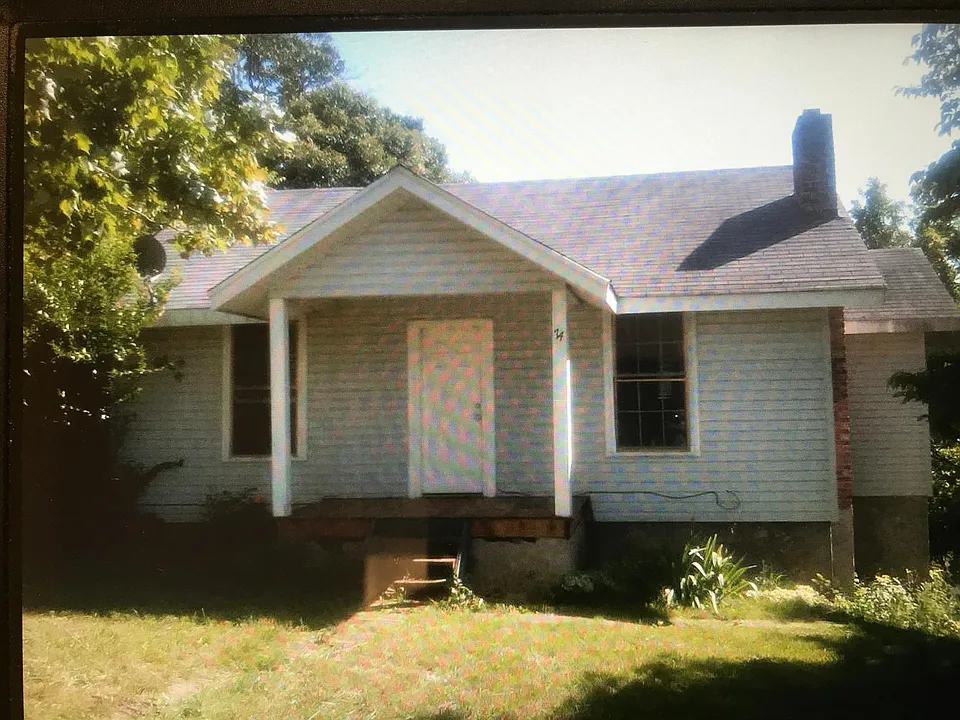 74 Sunset Cir